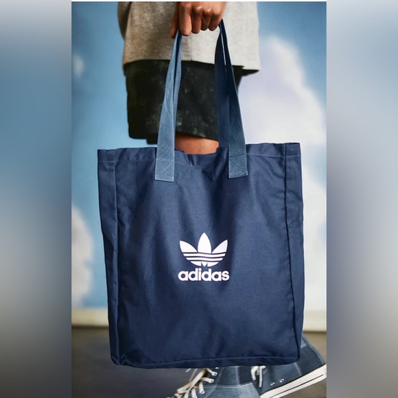 NWT - Adidas Originals Trefoil Shopper City Limited Edition - Toronto - Picture 6 of 10